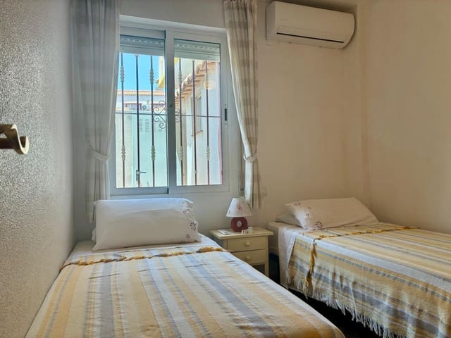 2 chambre Appartement à vendre à La Zenia, Orihuela avec piscine - 179 000 € (Ref: 9950646)