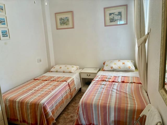 2 chambre Appartement à vendre à La Zenia, Orihuela avec piscine - 179 000 € (Ref: 9950646)