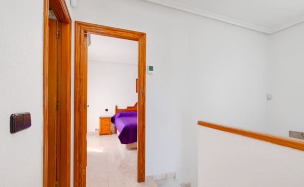 3 soverom Villa til salgs i Playa Flamenca, Orihuela med svømmebasseng - € 395 000 (Ref: 9953128)
