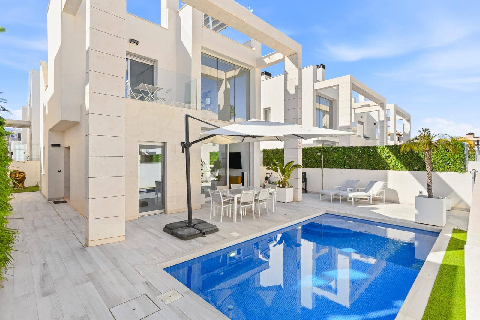4 sypialnia Willa na sprzedaż w Orihuela Costa - 510 000 € (Ref: 9953129)