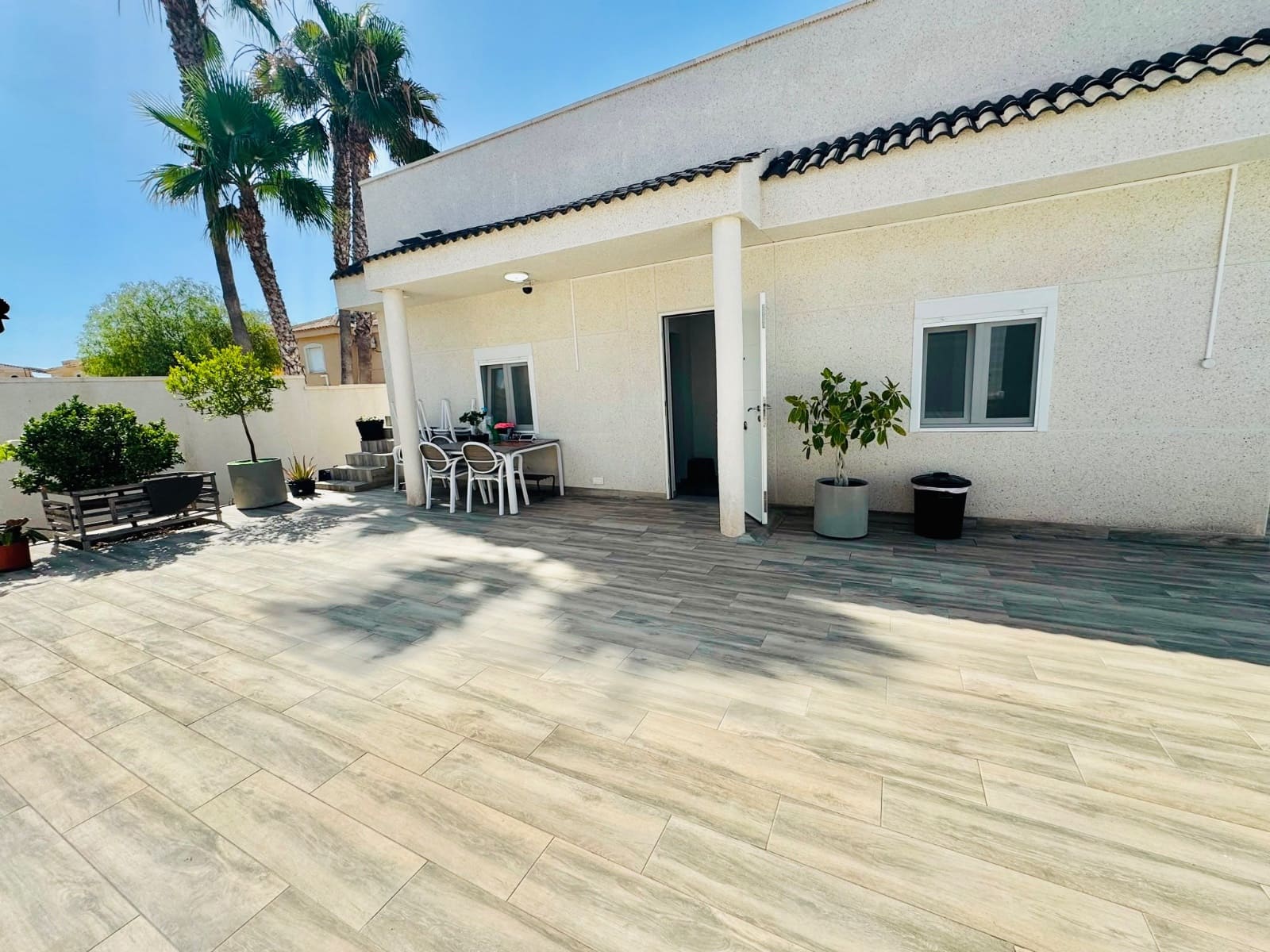 4 bedroom Villa for sale in Ciudad Quesada with pool garage - € 470,000 (Ref: 9953131)