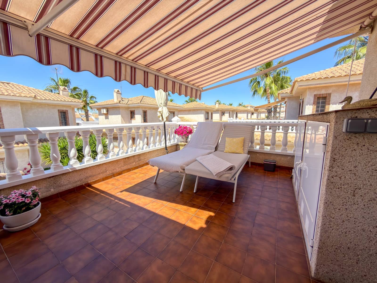 4 soveværelse Villa til salg i Los Dolses med swimmingpool - € 335.000 (Ref: 9953133)