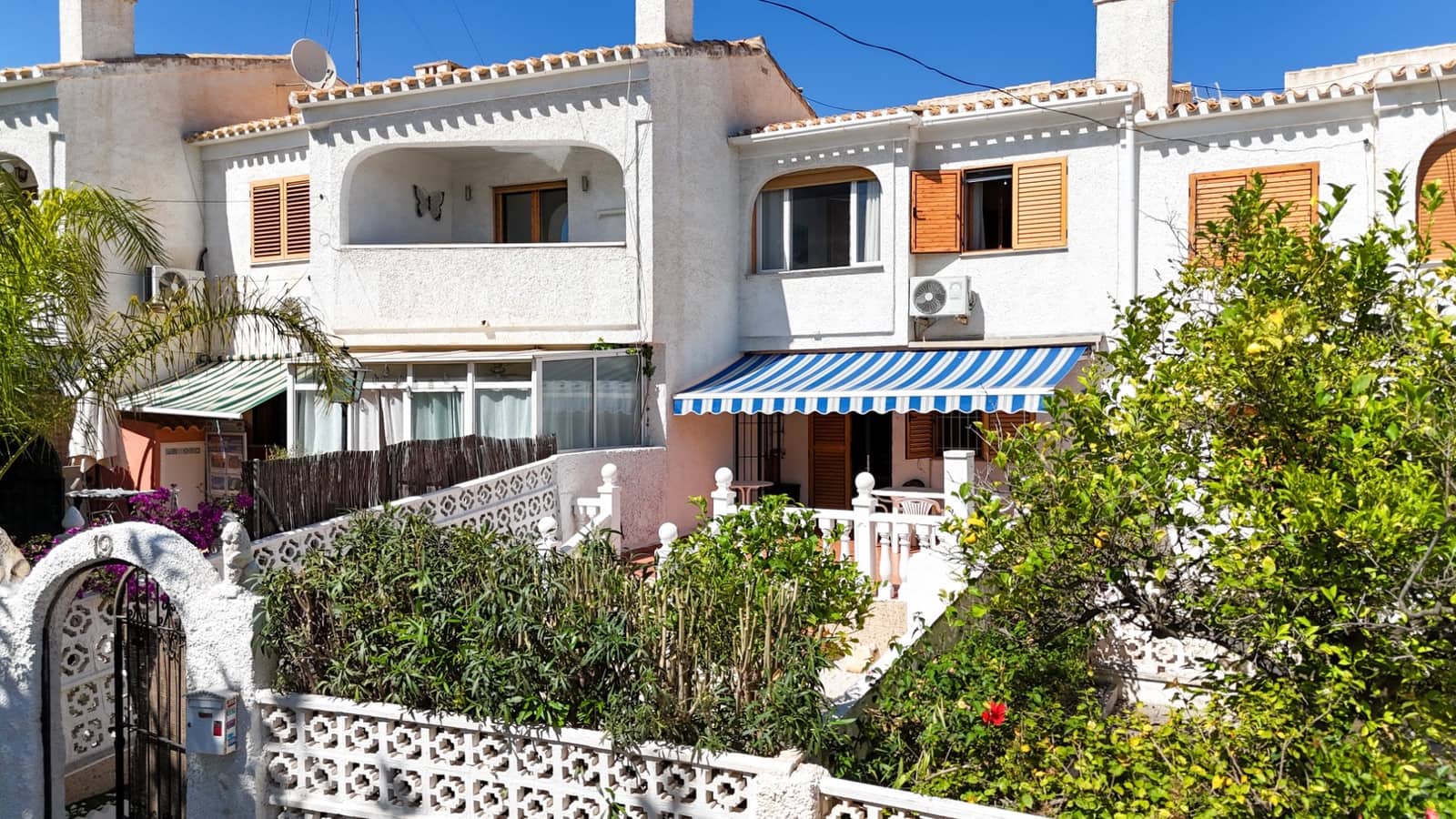 3 slaapkamer Huis te koop in Playa Flamenca - € 229.000 (Ref: 9953136)
