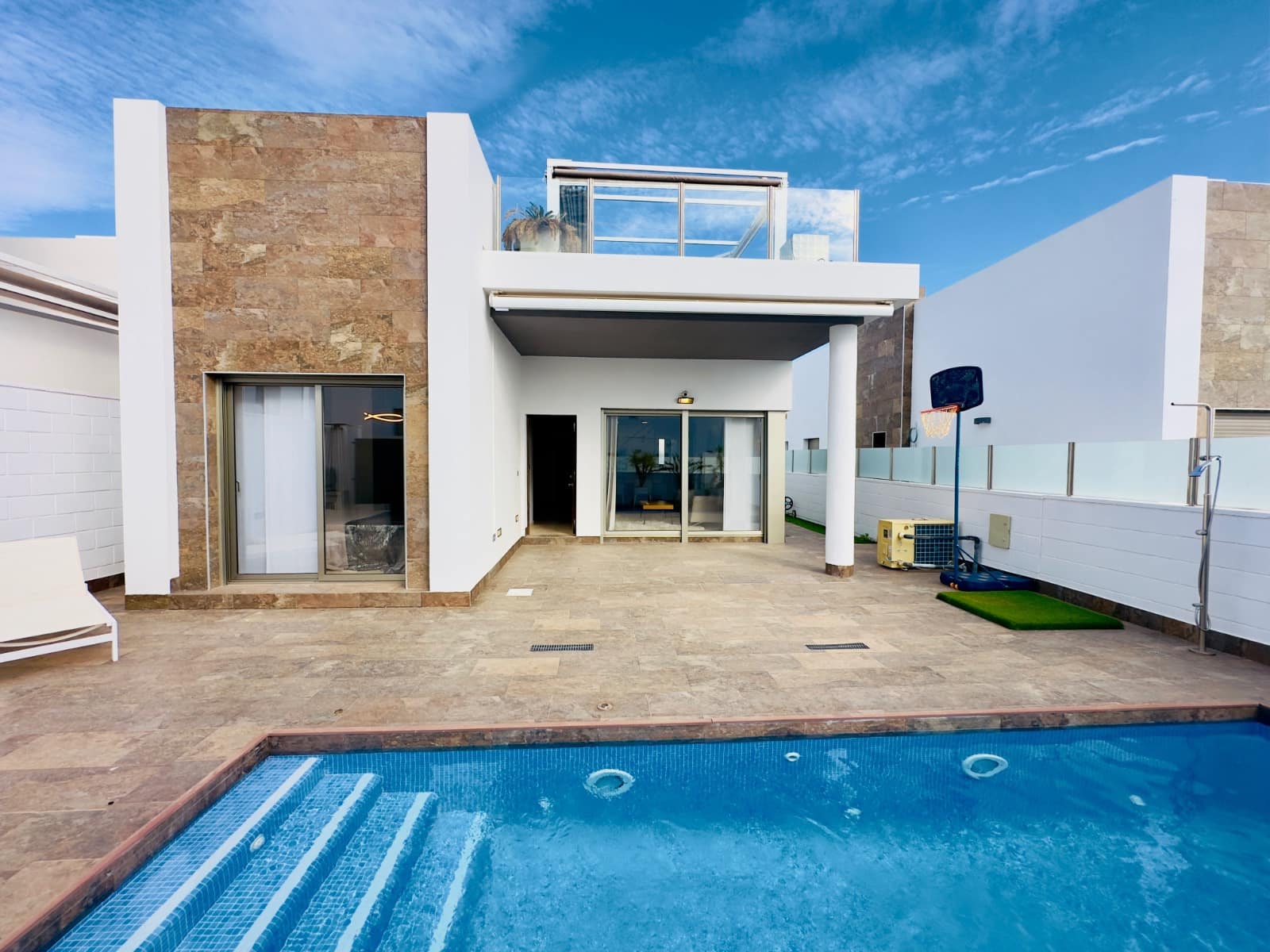 5 Zimmer Villa zu verkaufen in Los Dolses mit Pool - 595.000 € (Ref: 9953140)