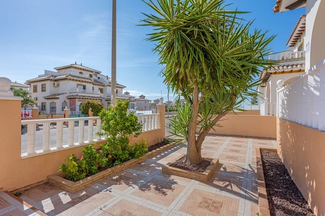 2 soverom Hus til salgs i Lomas de Cabo Roig - Los Dolses, Orihuela med svømmebasseng - € 219 000 (Ref: 9956268)