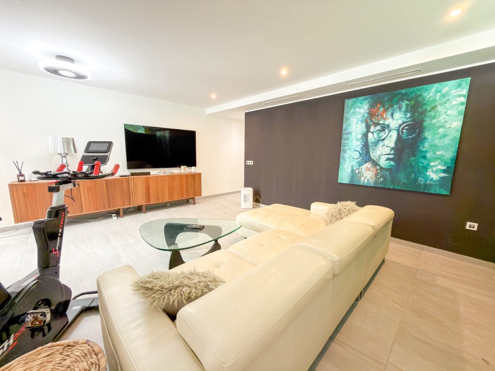5 bedroom Villa for sale in San Miguel de Salinas with pool - € 649,000 (Ref: 9956270)