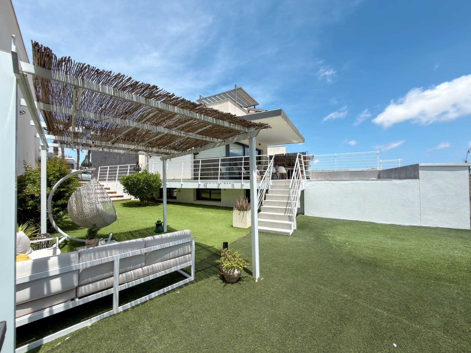 5 bedroom Villa for sale in San Miguel de Salinas with pool - € 649,000 (Ref: 9956270)