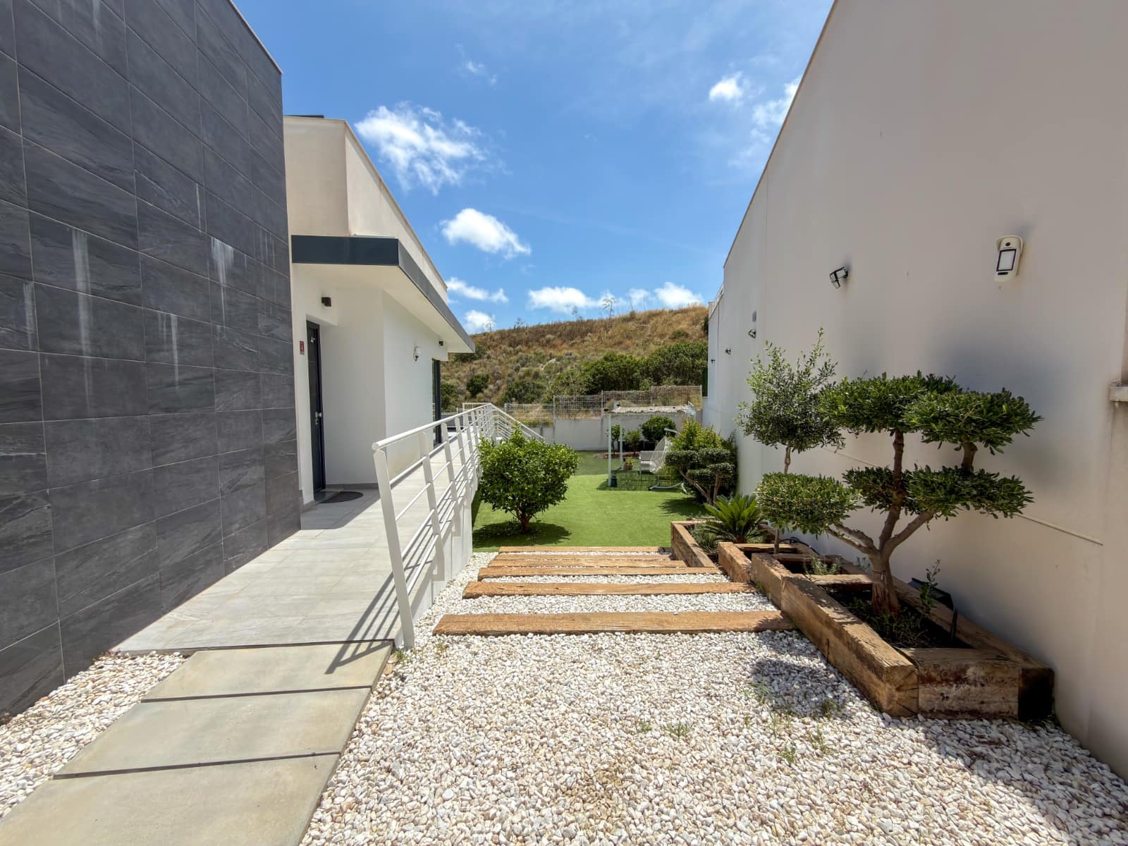 5 bedroom Villa for sale in San Miguel de Salinas with pool - € 649,000 (Ref: 9956270)