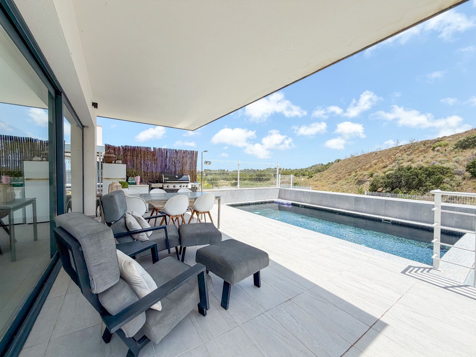 5 bedroom Villa for sale in San Miguel de Salinas with pool - € 649,000 (Ref: 9956270)