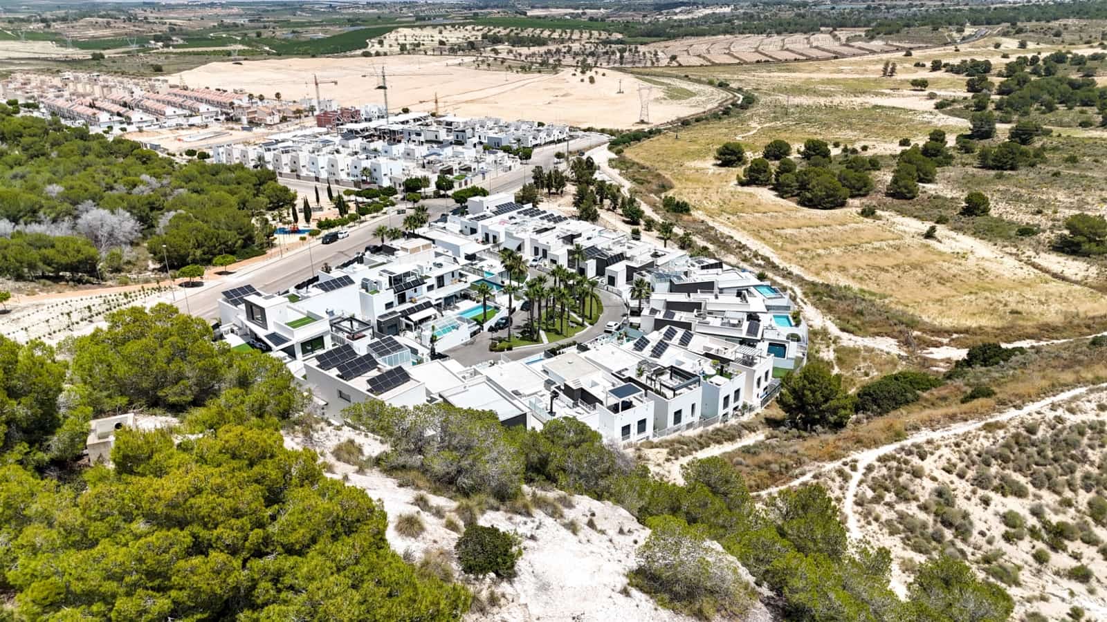 5 bedroom Villa for sale in San Miguel de Salinas with pool - € 649,000 (Ref: 9956270)