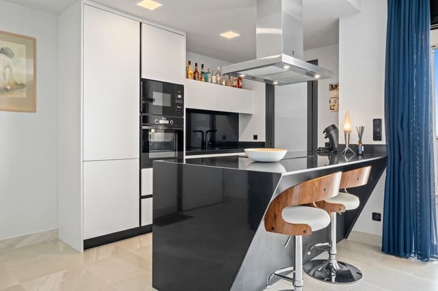 2 soverom Leilighet til salgs i Los Dolses, Orihuela med svømmebasseng - € 355 000 (Ref: 9956560)