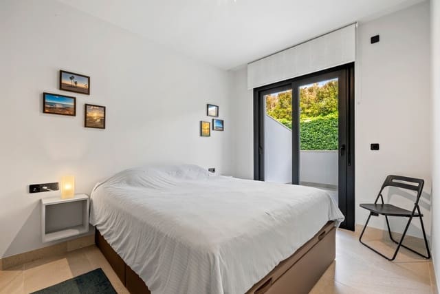 2 soverom Leilighet til salgs i Los Dolses, Orihuela med svømmebasseng - € 355 000 (Ref: 9956560)