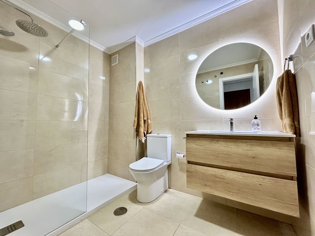 2 sovrum Lägenhet till salu i Villamartin med pool - 189 000 € (Ref: 9956562)