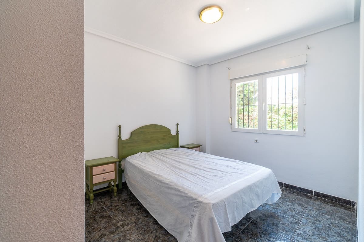 3 quarto Moradia para venda em Playa Flamenca - 297 000 € (Ref: 9956563)