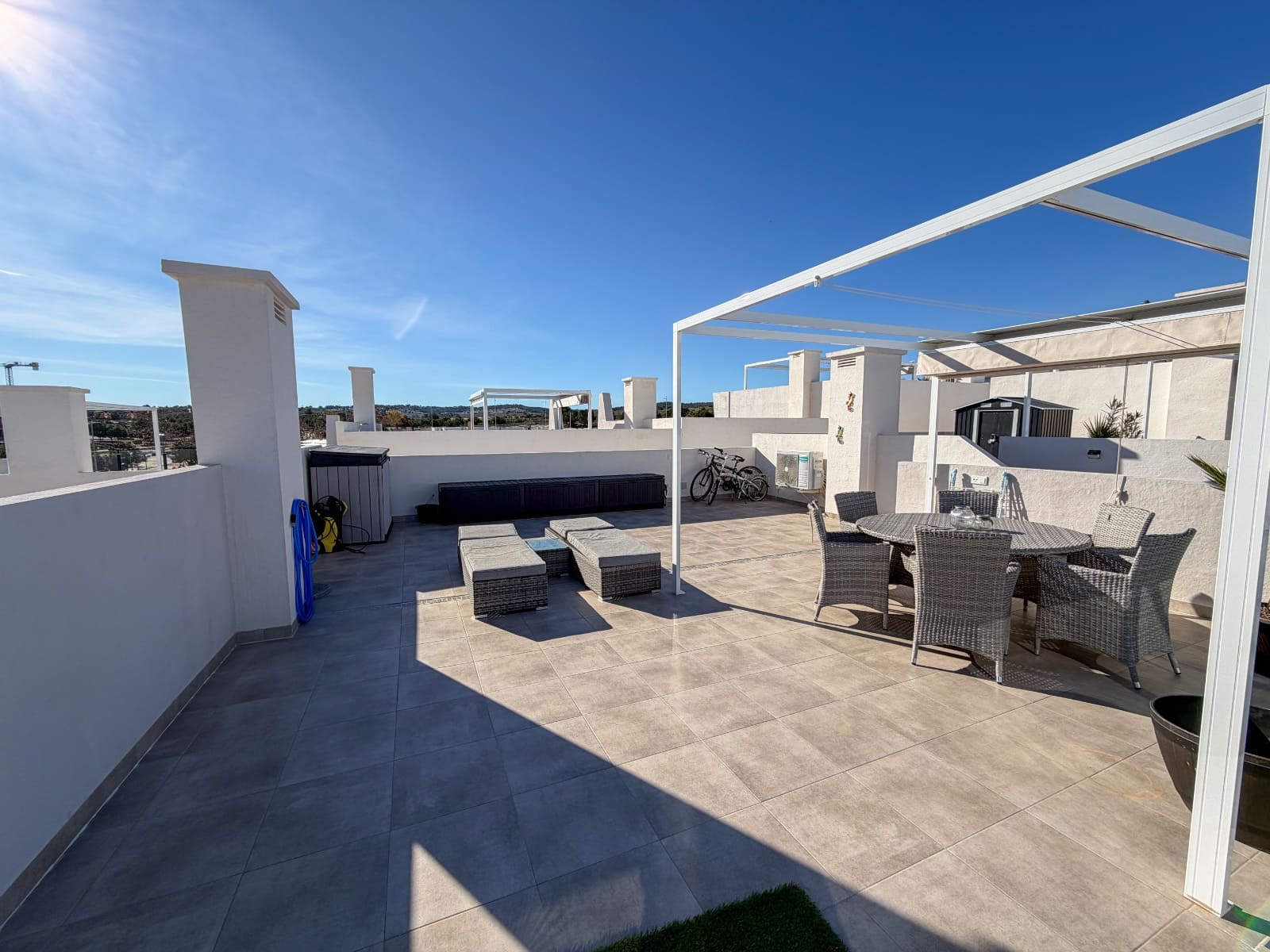 2 Zimmer Apartment zu verkaufen in San Miguel de Salinas mit Pool - 259.000 € (Ref: 9956565)