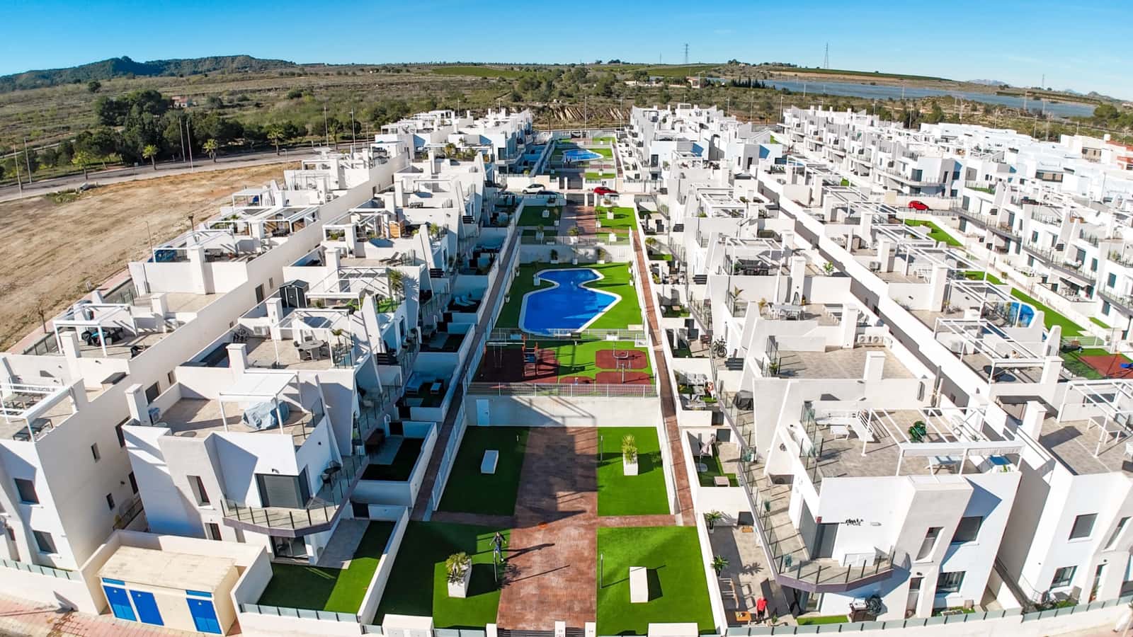 2 Zimmer Apartment zu verkaufen in San Miguel de Salinas mit Pool - 259.000 € (Ref: 9956565)