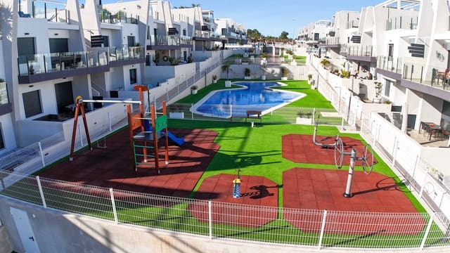 Apartamento de 2 habitaciones en San Miguel de Salinas en venta con piscina - 259.000 € (Ref: 9956565)