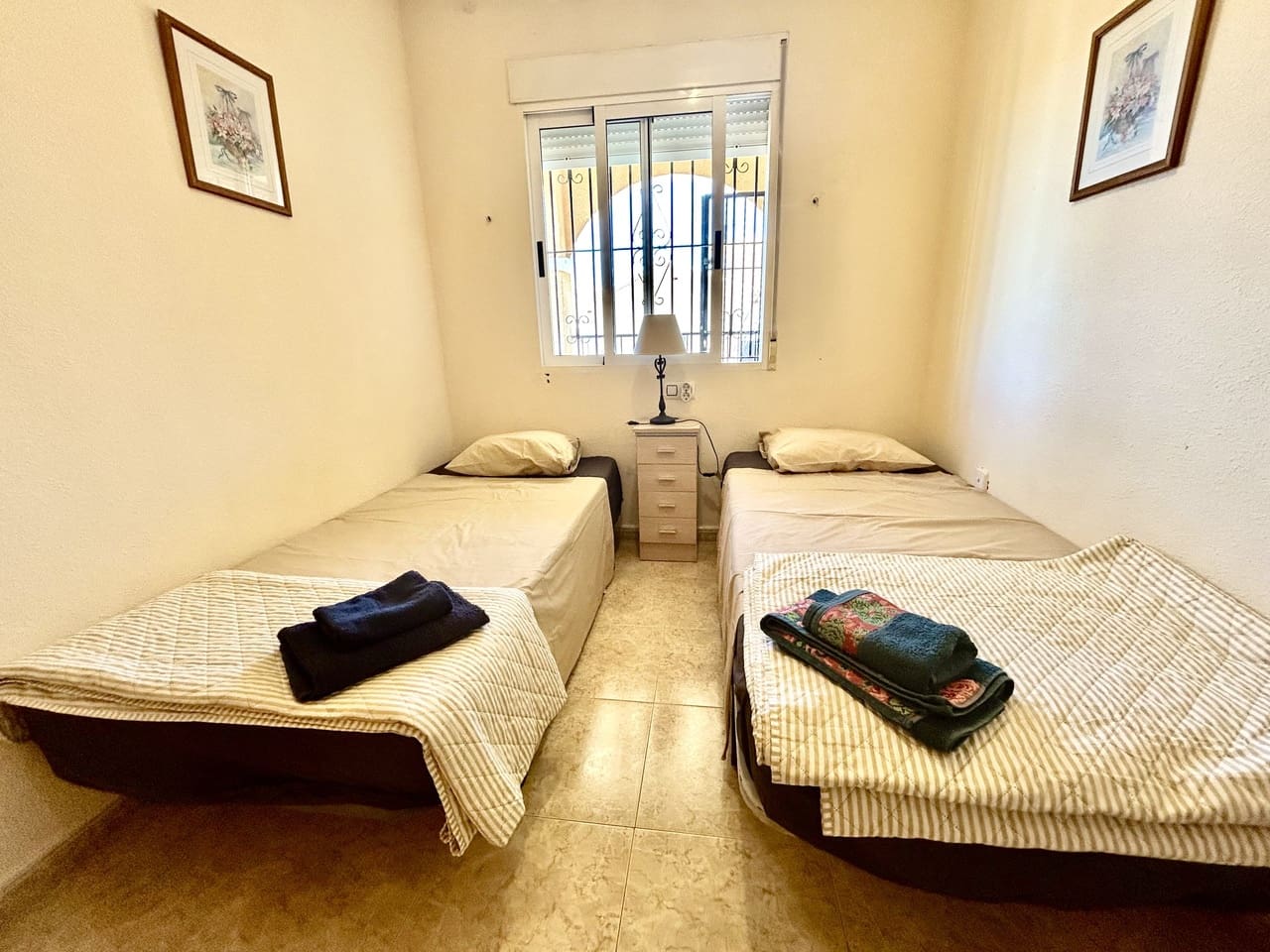 2 soveværelse Lejlighed til salg i La Zenia - € 165.000 (Ref: 9958785)