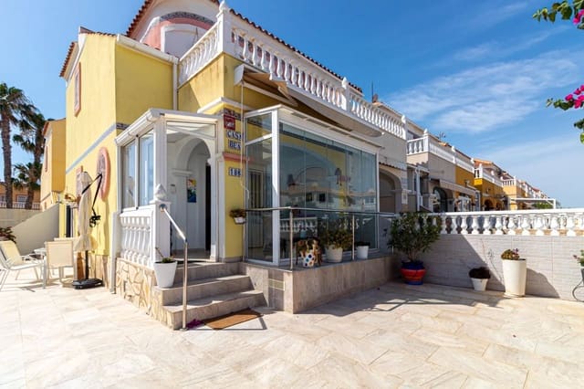 2 bedroom Townhouse for sale in Cabo Roig, Orihuela with pool - € 229,000 (Ref: 9958786)