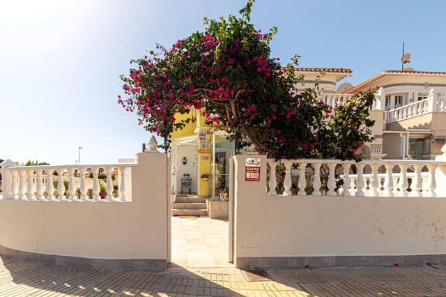2 bedroom Townhouse for sale in Cabo Roig, Orihuela with pool - € 229,000 (Ref: 9958786)