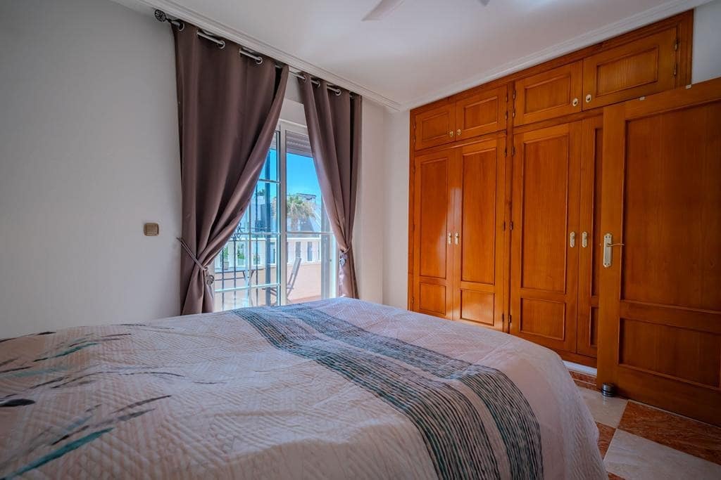 3 bedroom Townhouse for sale in Orihuela Costa with pool - € 315,000 (Ref: 9961671)