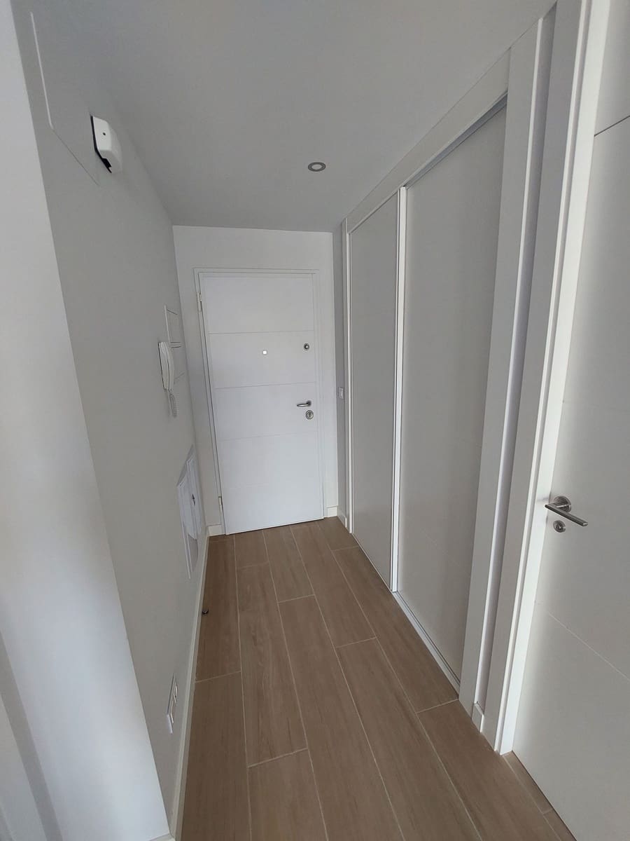 2 Zimmer Apartment zu verkaufen in Villamartin mit Pool - 254.950 € (Ref: 9974334)