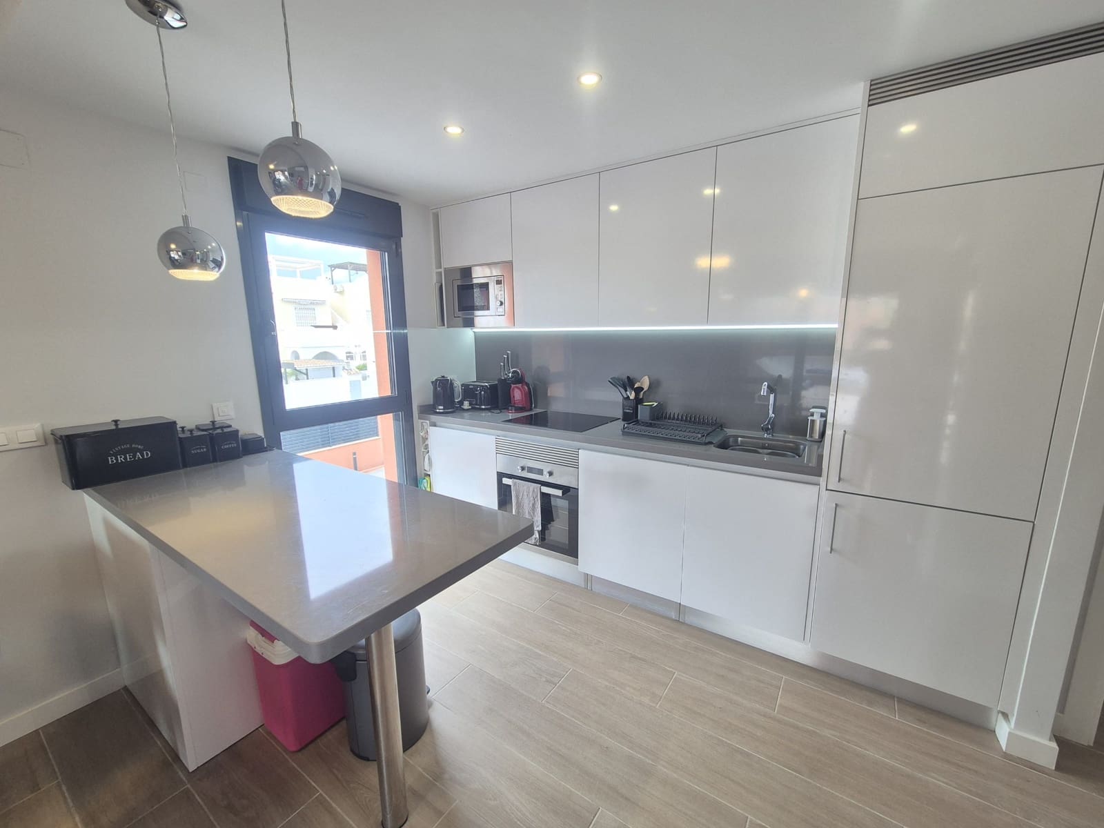 2 Zimmer Apartment zu verkaufen in Villamartin mit Pool - 254.950 € (Ref: 9974334)
