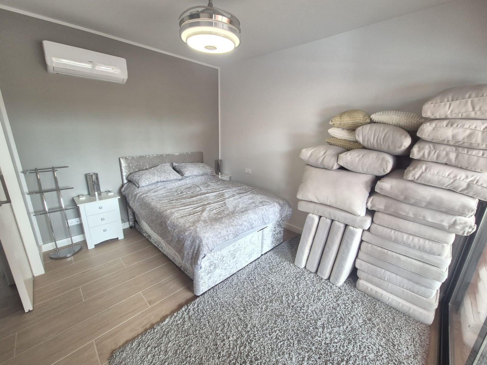 2 Zimmer Apartment zu verkaufen in Villamartin mit Pool - 254.950 € (Ref: 9974334)
