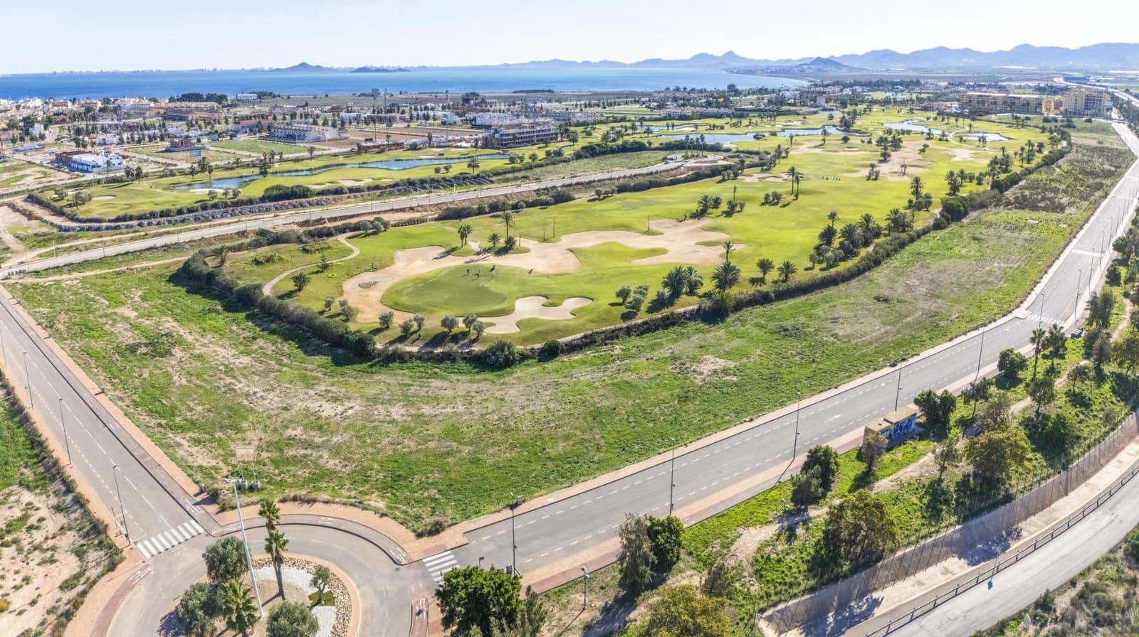 2 soveværelse Lejlighed til salg i Los Alcazares med swimmingpool garage - € 279.000 (Ref: 9976331)