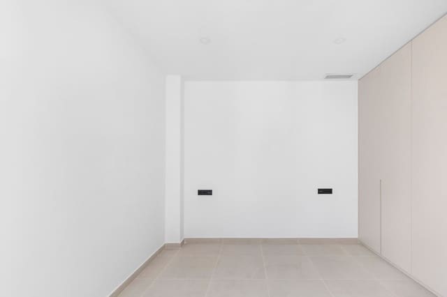 Chalet de 4 habitaciones en Los Balcones en venta con piscina - 895.000 € (Ref: 9976342)