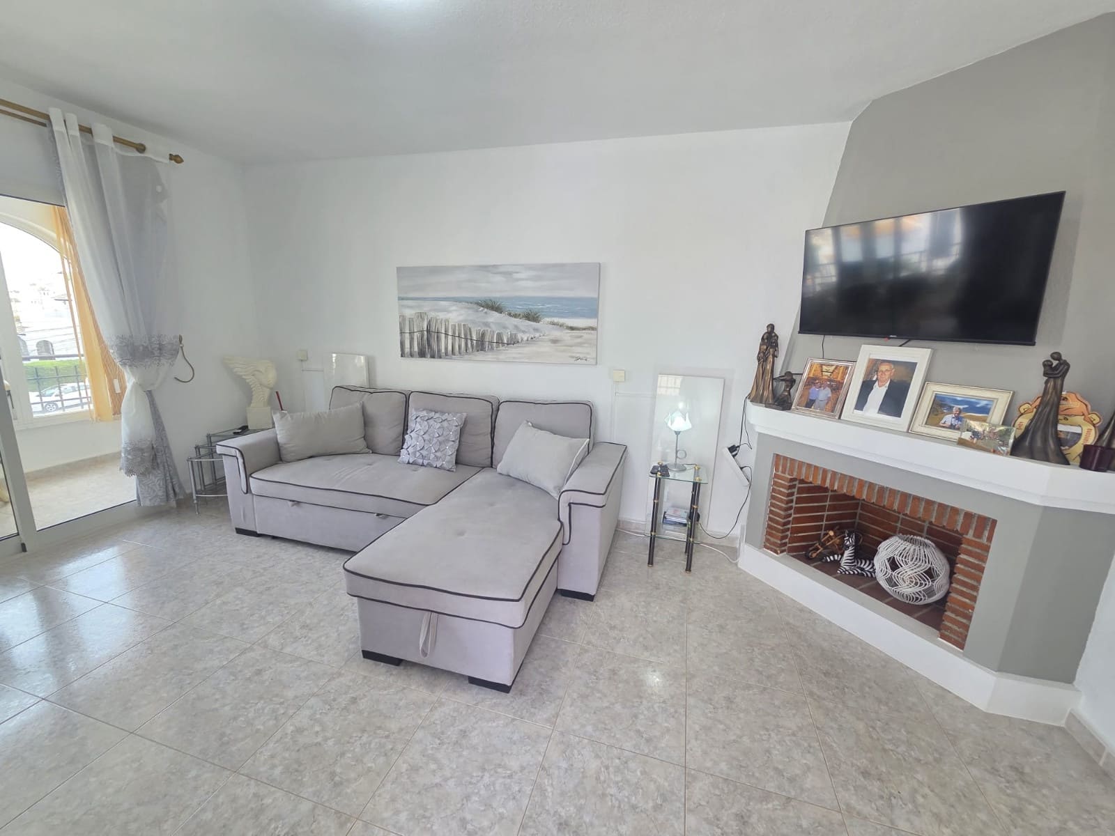 Apartamento de 2 habitaciones en Villamartin en venta con piscina - 199.000 € (Ref: 9985856)
