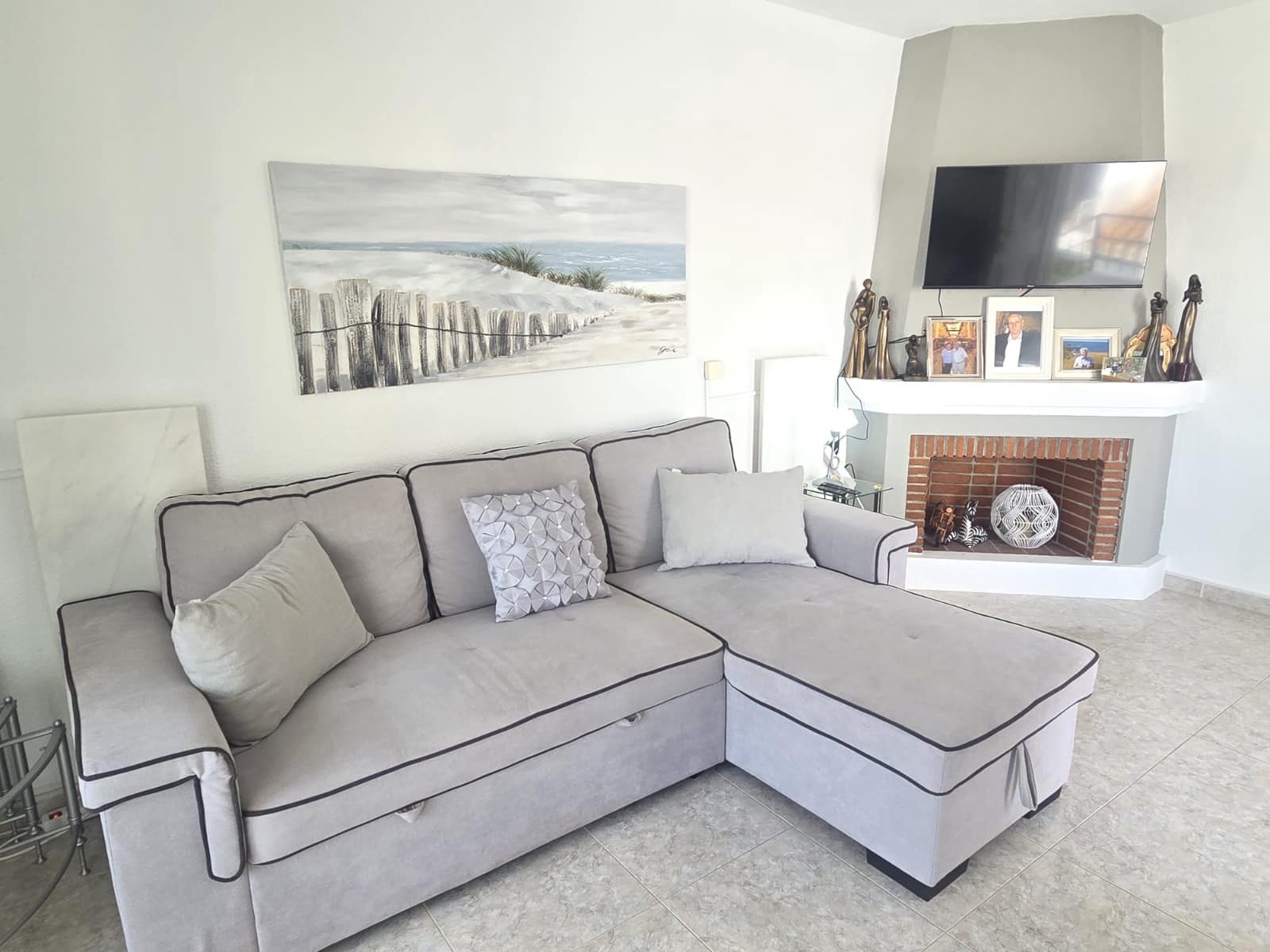 Apartamento de 2 habitaciones en Villamartin en venta con piscina - 199.000 € (Ref: 9985856)
