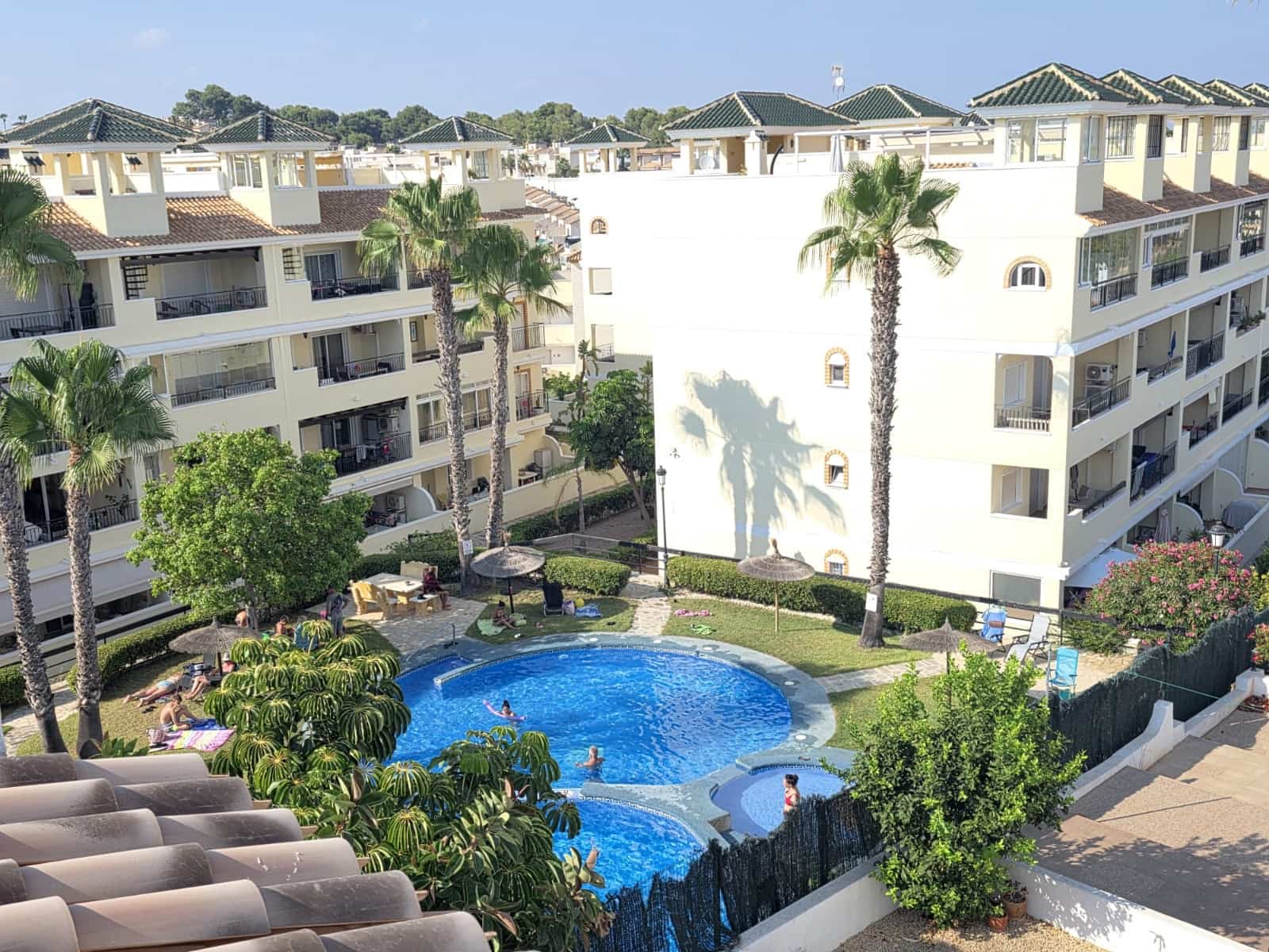 Apartamento de 2 habitaciones en Villamartin en venta con piscina - 199.000 € (Ref: 9985856)