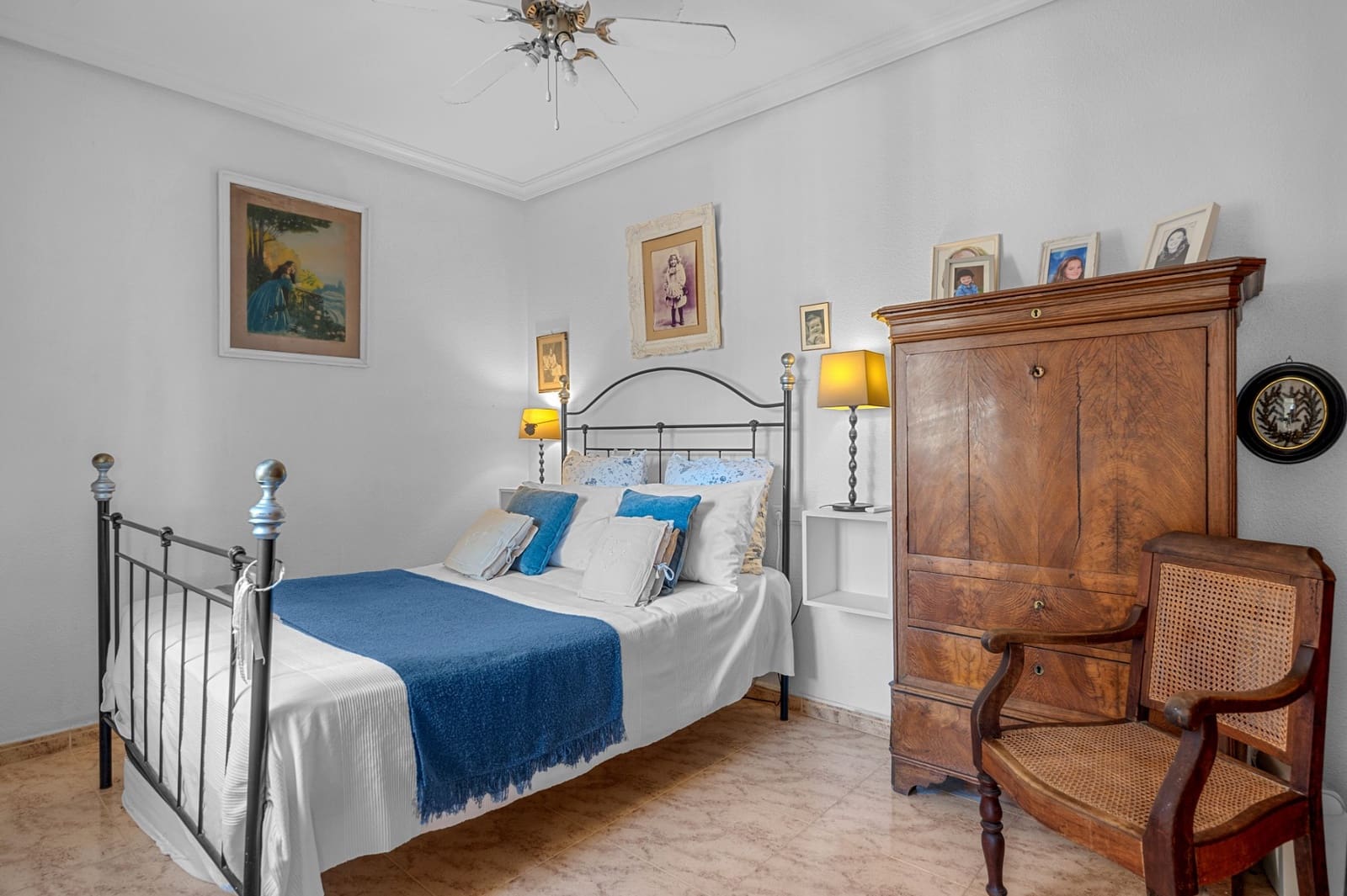 3 Zimmer Villa zu verkaufen in Villamartin mit Pool - 265.000 € (Ref: 9985922)