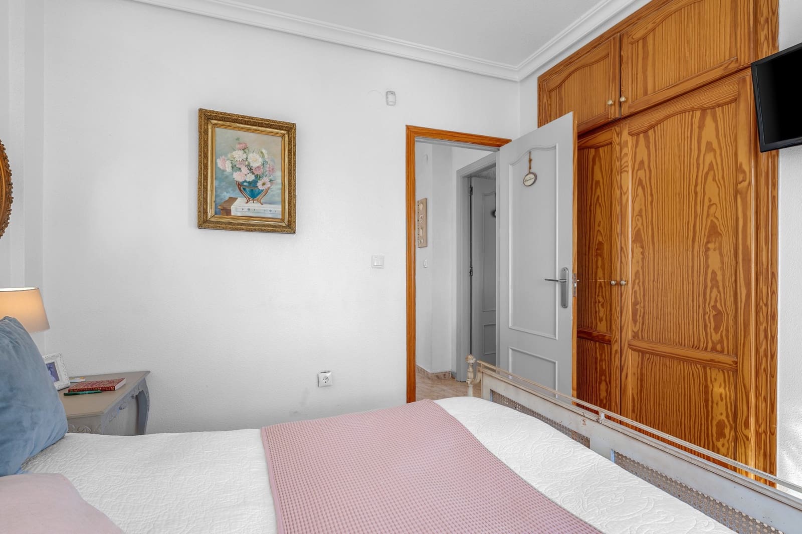 3 Zimmer Villa zu verkaufen in Villamartin mit Pool - 265.000 € (Ref: 9985922)