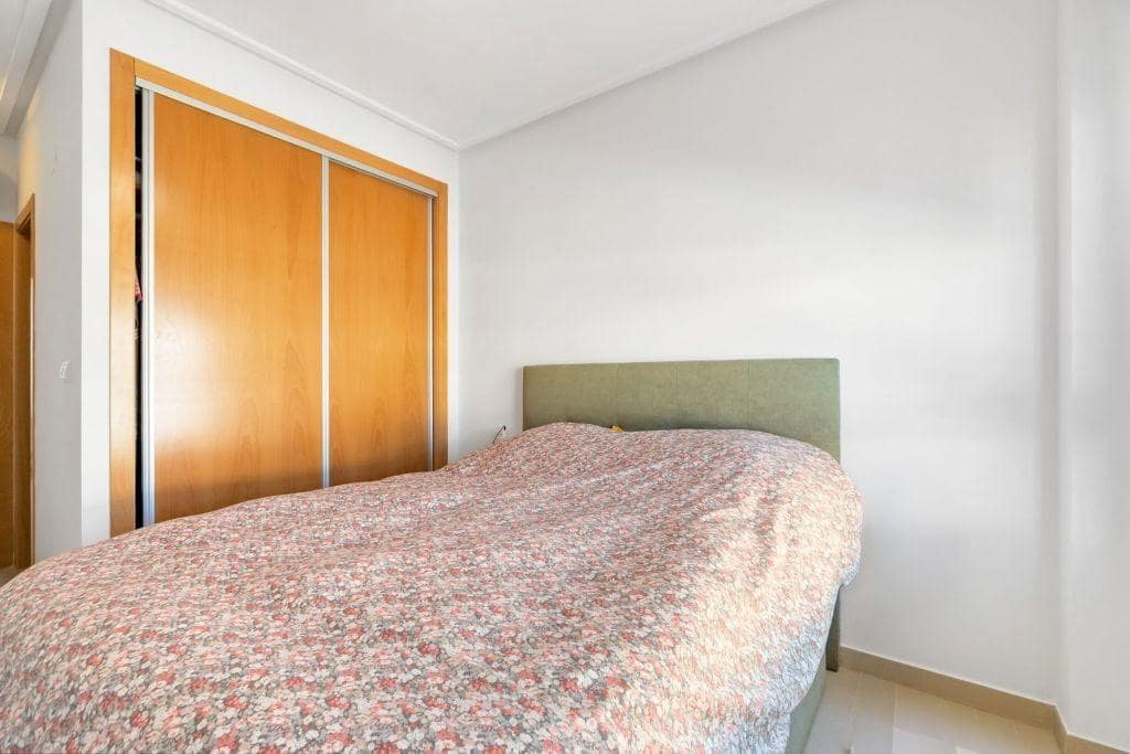 2 soverom Leilighet til salgs i Torre de la Horadada - € 259 000 (Ref: 9989900)