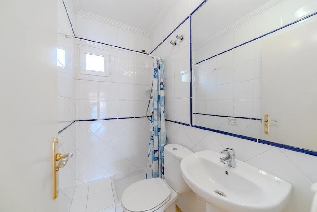 3 makuuhuone Omakotitalo myytävänä paikassa Dehesa de Campoamor - 450 000 € (Ref: 9989910)