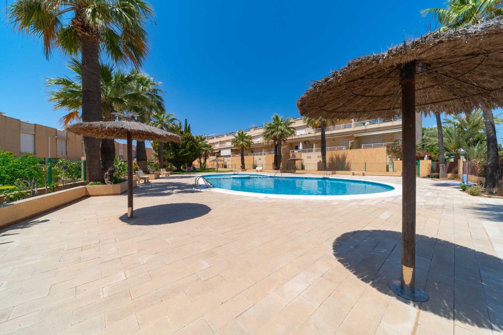 3 makuuhuone Omakotitalo myytävänä paikassa Dehesa de Campoamor - 450 000 € (Ref: 9989910)