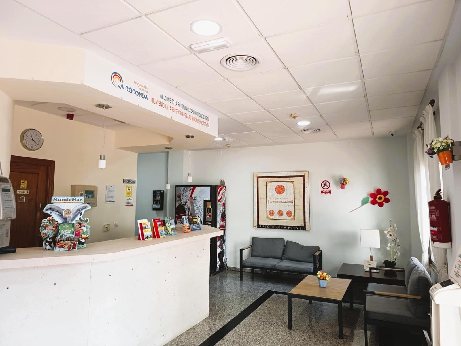 Apartamento de 2 habitaciones en Cabo Roig en venta - 219.000 € (Ref: 9989913)