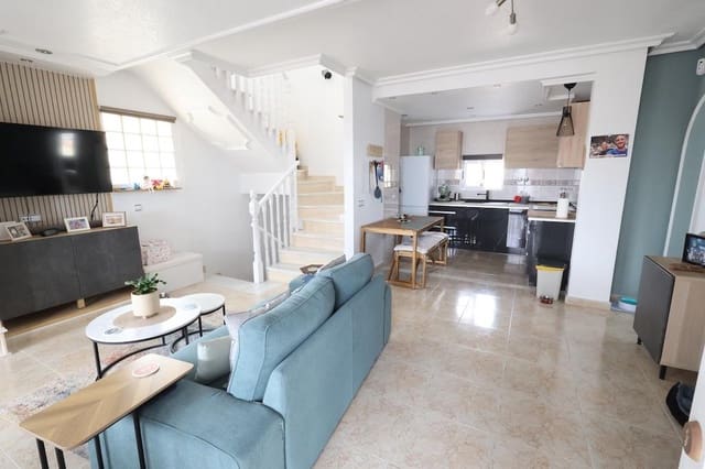 5 soverom Villa til salgs i Blue Lagoon - € 385 000 (Ref: 9989920)