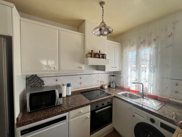 3 soverom Hus til salgs i Playa Flamenca, Orihuela med svømmebasseng - € 259 995 (Ref: 9995428)