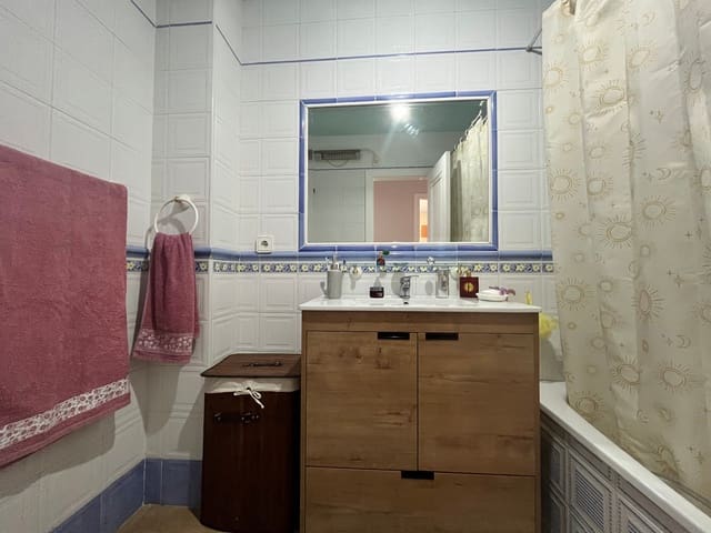3 soverom Hus til salgs i Playa Flamenca, Orihuela med svømmebasseng - € 259 995 (Ref: 9995428)