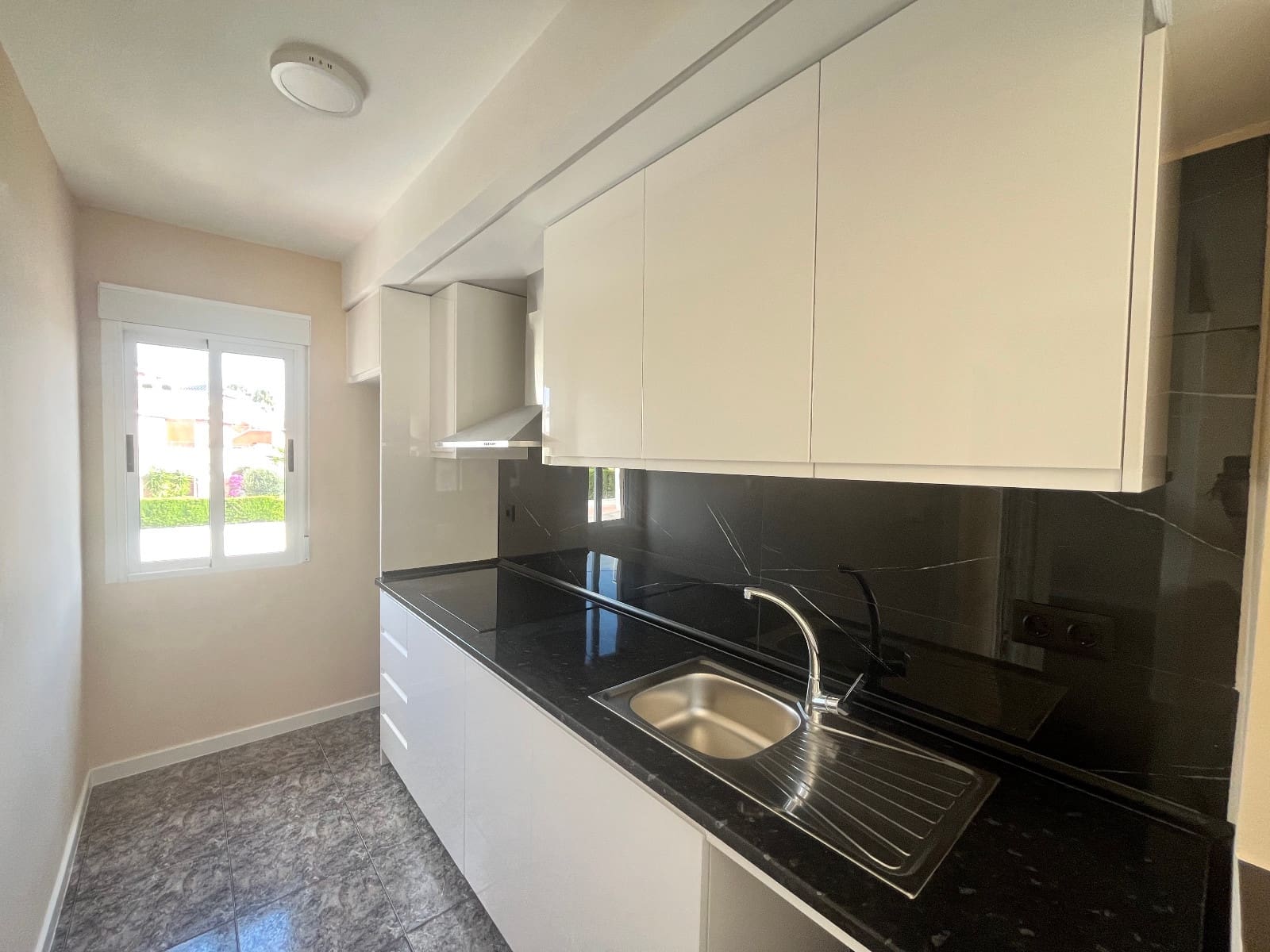 2 soverom Leilighet til salgs i Playa Flamenca med svømmebasseng - € 169 000 (Ref: 9995430)