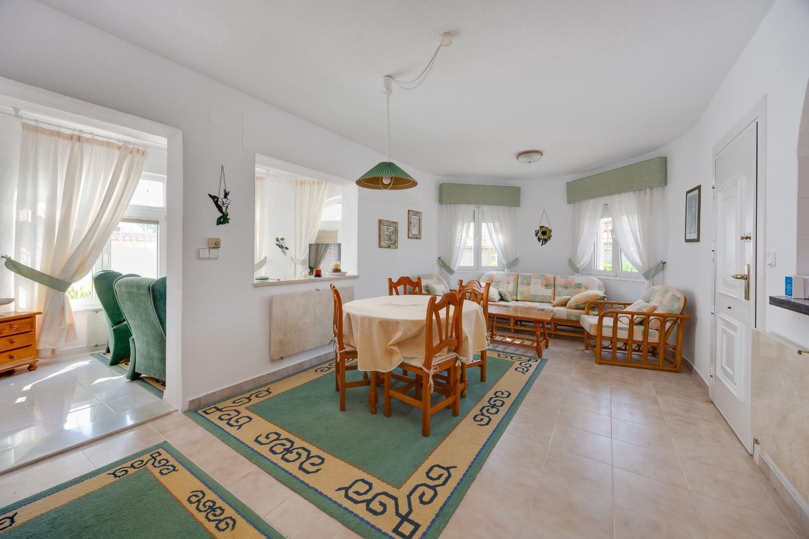 2 bedroom Villa for sale in La Florida - € 305,000 (Ref: 9995431)
