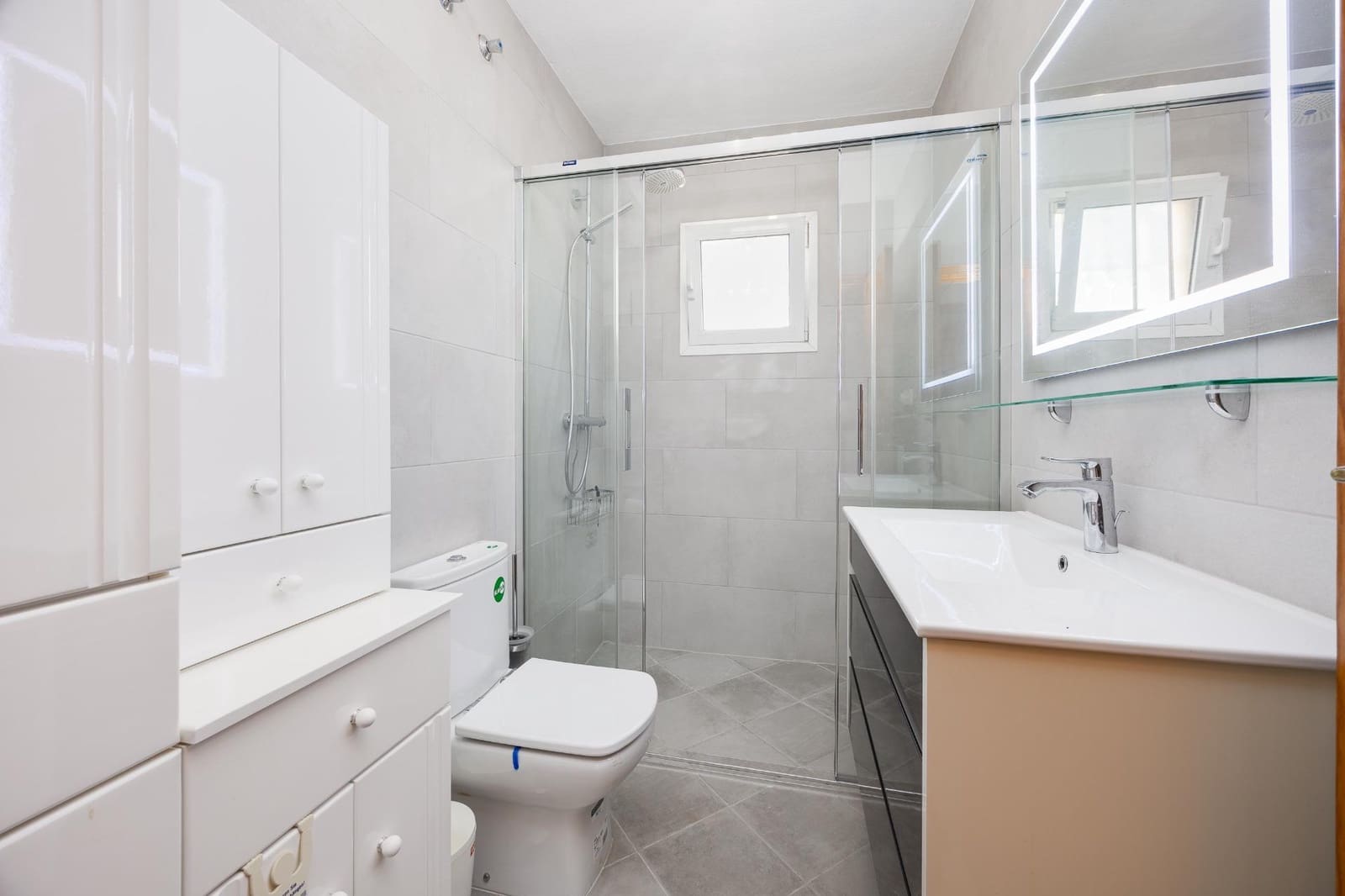 2 bedroom Villa for sale in La Florida - € 305,000 (Ref: 9995431)