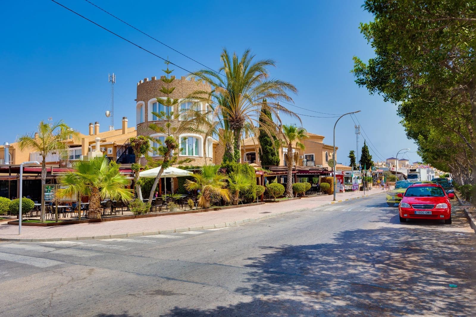 2 bedroom Villa for sale in La Florida - € 305,000 (Ref: 9995431)
