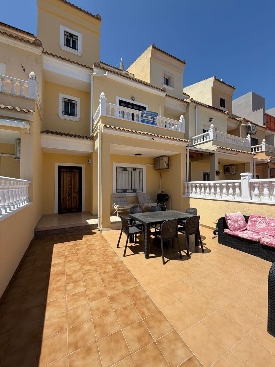 3 sovrum Hus till salu i Orihuela Costa med pool - 229 995 € (Ref: 9997914)