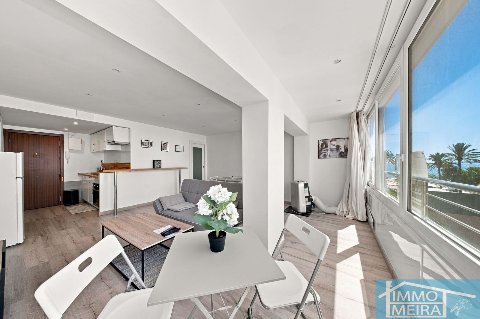 2 bedroom Apartment for sale in Roses with pool garage - € 235,000 (Ref: 10036345)
