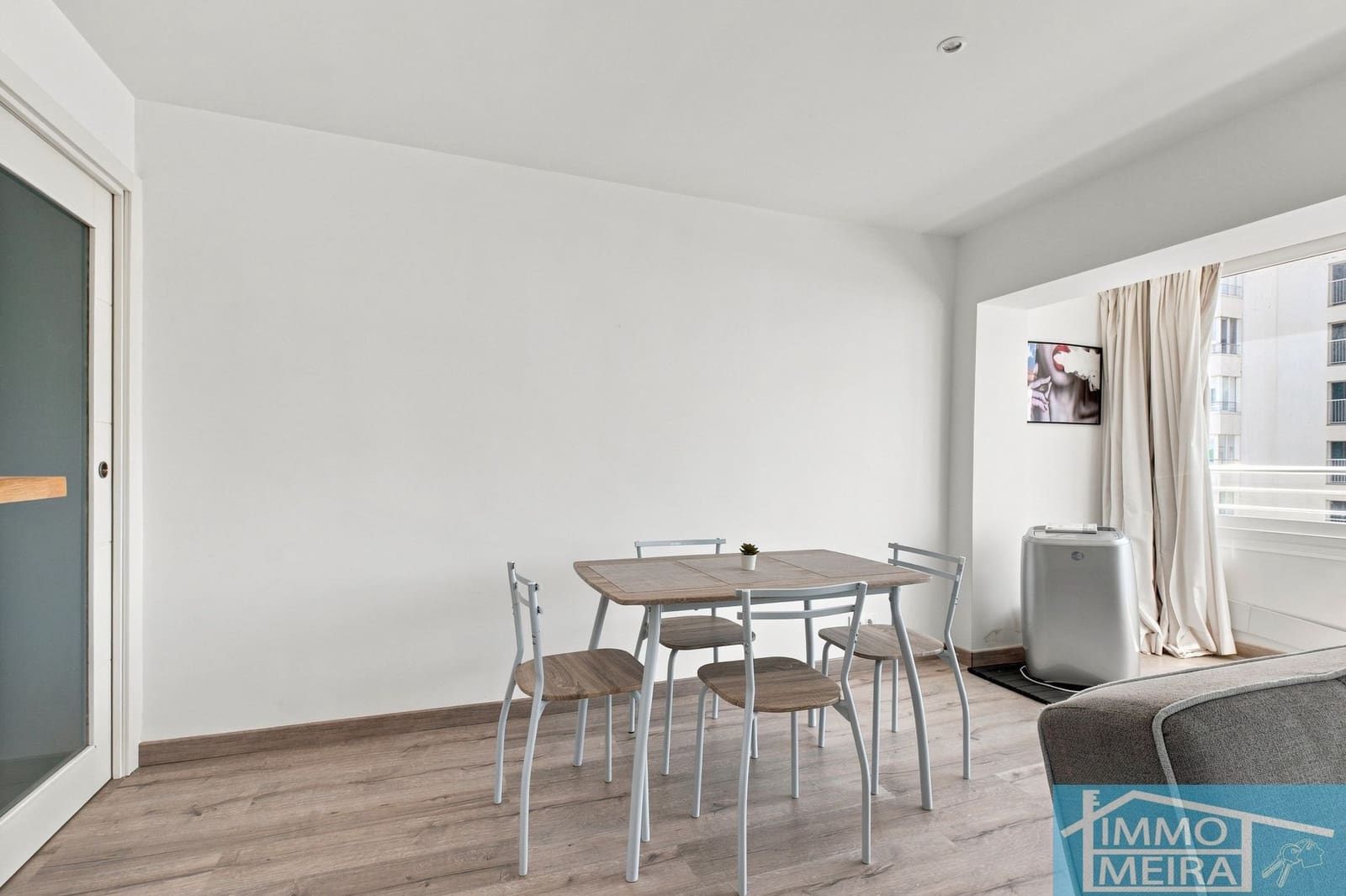 2 bedroom Apartment for sale in Roses with pool garage - € 235,000 (Ref: 10036345)
