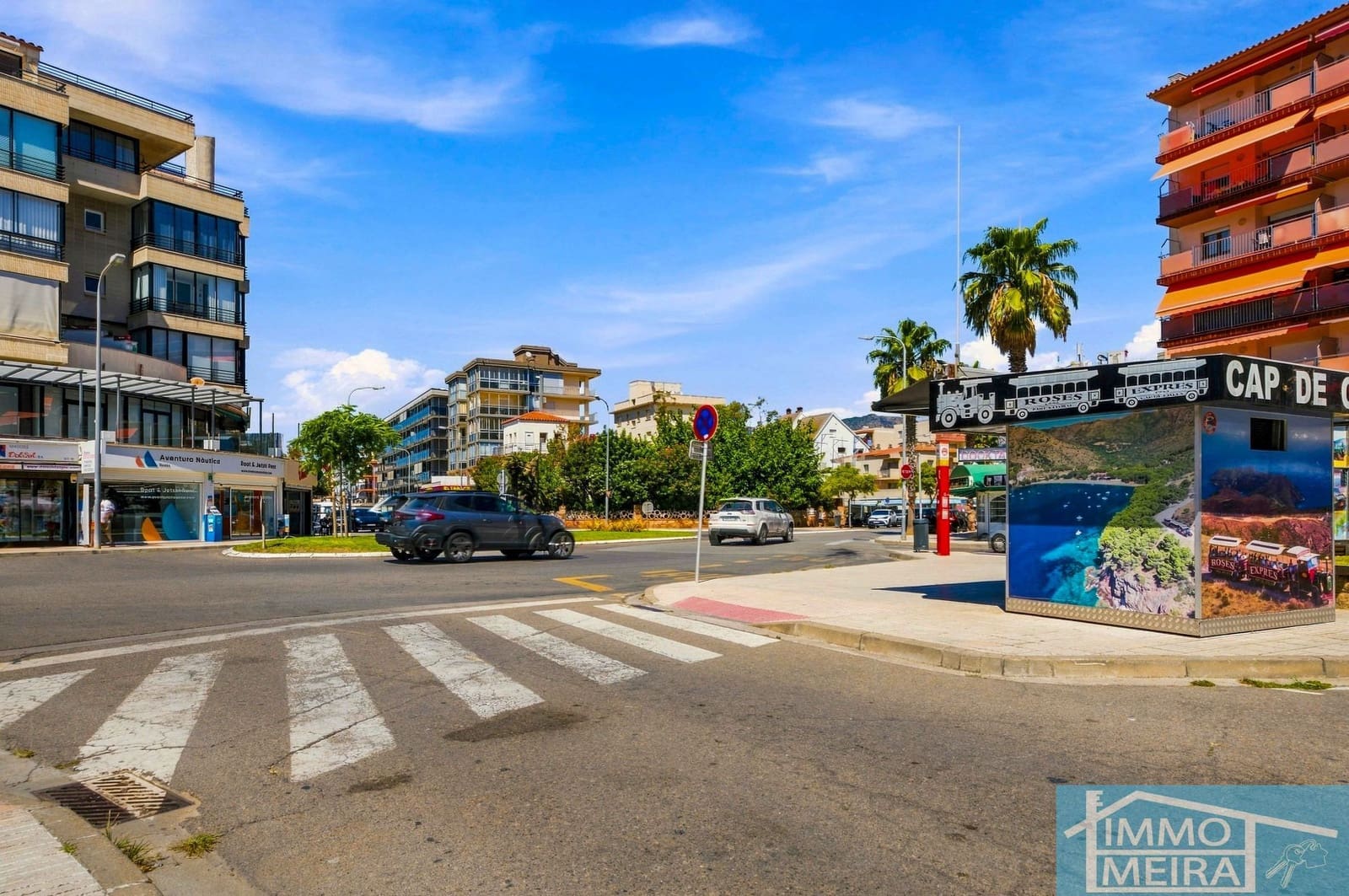 2 bedroom Apartment for sale in Roses with pool garage - € 235,000 (Ref: 10036345)